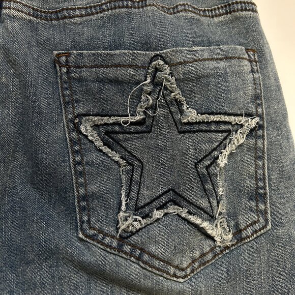 ROMWE Womens Blue Denim Jeans Embroidered Stars patchwork Size XL US 12 Casual - Picture 10 of 12